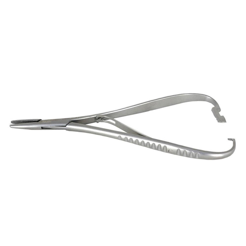Veterinary dental Cislak Mathieu Needle Holder. Available for purchase in stainless steel & tungsten carbide. Measurement: 5.50"/14.0cm.